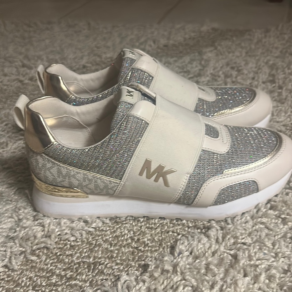 Michael Kors sneakers size 8